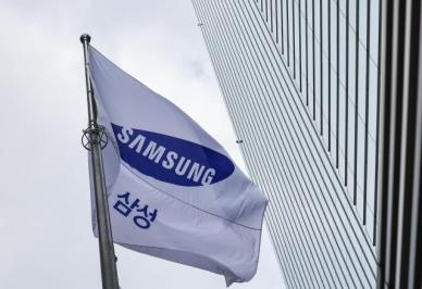 삼성전자, 어닝쇼크에도 강세… 젠슨황 엔비디아 CEO 효과