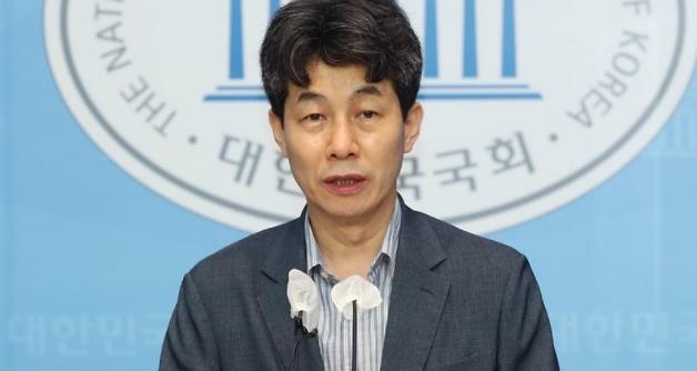 윤건영 더불어민주당 의원 사진연합뉴스