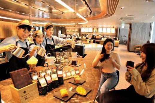 South Korea surpasses Japan in number of Starbucks stores 