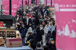 [날씨] 최고 12도 포근…경상·제주 눈·비 소식