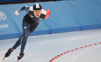 [하얼빈 AG] 빙속 레전드 이승훈, 5000m 4위…3연패 불발