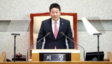 김진경 의장 성과로 증명하는 실천의 해 돼야