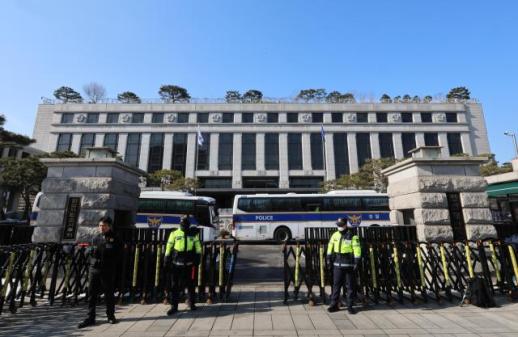 韓国与党、憲法裁「検察調書の証拠採択」に「自ら不信を招く」