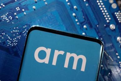 ARM, 자체 칩 만든다...첫 고객은 메타