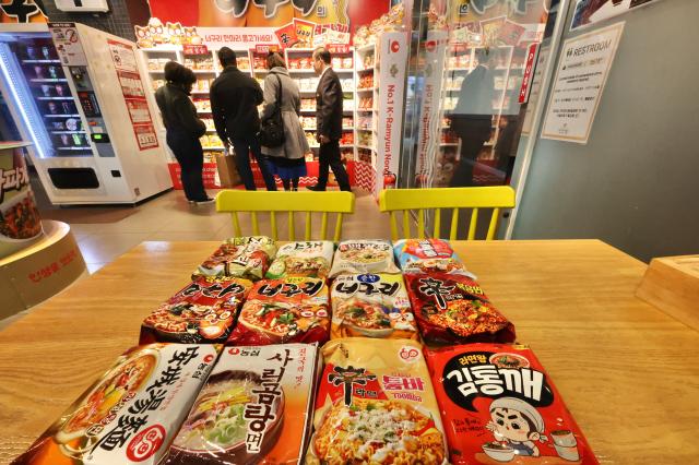 The “Neoguri-ui Ramyeon Gage”K Ramyun restaurant in Myeongdong AJP Han Jun-gu