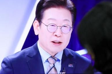 이재명, 개헌론에 내란 극복 집중해야…헌정 질서 회복이 가장 중요