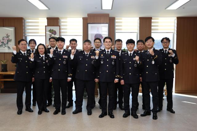 동해지방해양경찰청 신규 보직자 신고식 사진동해해경청