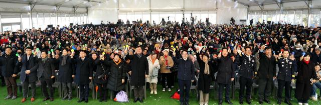 제53회 강진 청자축제가 지난 22일 강진군 대구면 고려청자 도요지 일원에서 개막했다 사진강진군