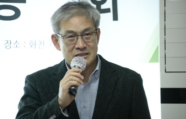 지난 22일 설립된 사단법인 한양협회 창립총회에서 조세환 초대회장이 인사말을 하고 있다사진박종석 기자