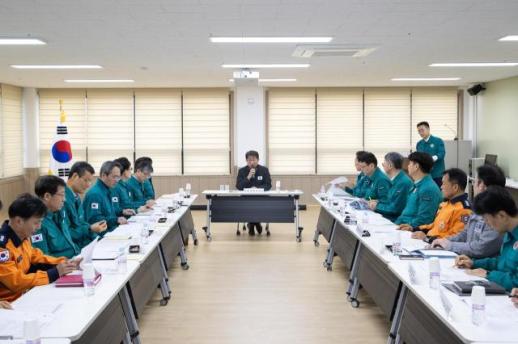 국토부, 안성 고속도로 붕괴 유사공법 현장 공사 전면중지 안전성 검증 후 재개