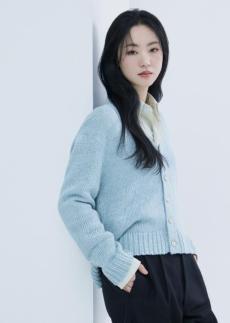 [전여빈이 뽑은 별별 명장면] 주변이 환해져…검은 수녀들 강동원 등장신