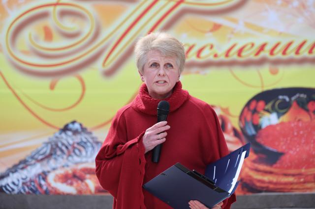 Irina Serova headmaster of the Russian school in Seoul greets guests at an event designed to celebrate the traditional Russian spring festival Meslenitsa at the Russian Embassy in the Republic of Korea on February 28 AJP Han Jun-gu