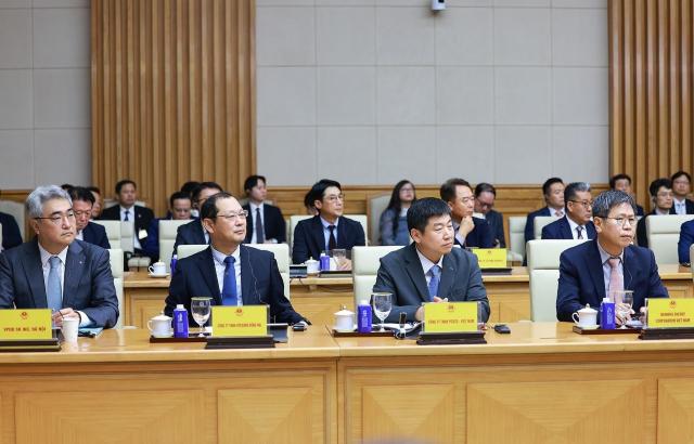 팜민찐 베트남 총리가 주재한 한국 대기업과의 간담회 사진베트남통신사