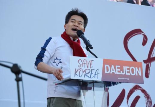 【亚洲人之声】中国介入宪院审理？ 保守派阴谋论荒诞不经
