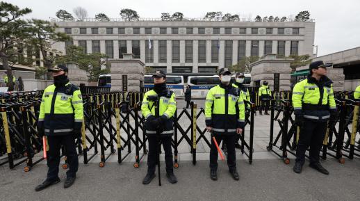 宪法法院驳回监察院长崔载海等四起弹劾案 