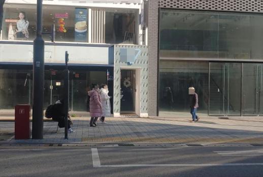 이커머스 약진의 이면... 전자쇼핑메카 15억 상가가 5000만원에 경매 낙찰 "관리비도 연체"