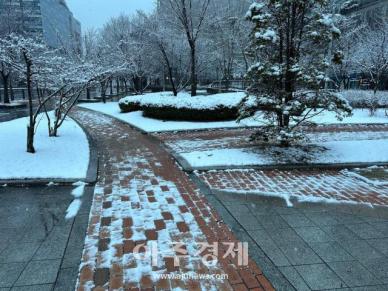 아침 최저 -3도로 기온 뚝…출근길 곳곳 눈·비