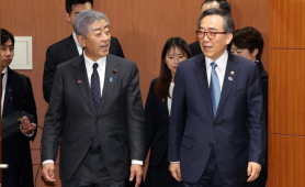Foreign ministers of South Korea, China, and Japan to sit for talks in Tokyo this weekend