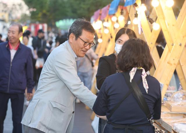 김홍규 강릉시장이 민생 경제안정에 나서고 있다 사진강릉시