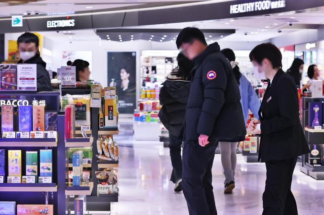 赴韩中国团体游客免签落地在即 免税店及旅游业界充满期待