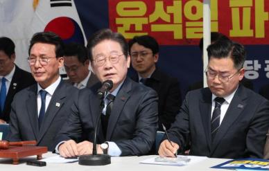 [속보] 이재명 헌재의 韓 탄핵 기각은 존중…국민이 납득하겠나