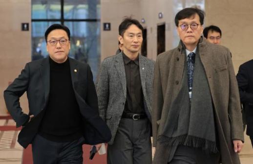 [단독] 이창용·김병환·이복현 뭉친다…다음 주 가계부채 놓고 공개 토론