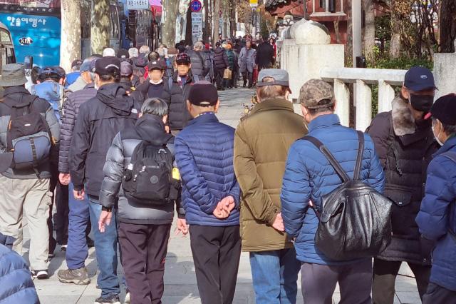韩国进入超高龄社会 老年福利预算占比首破50%大关