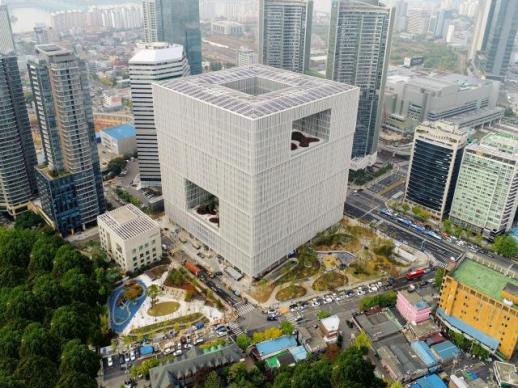 韩国美妆巨头加速全球布局 强调深耕中国战略不变