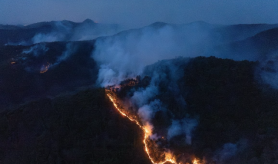 Firefighters battle worst-ever wildfires as death toll rises to 28