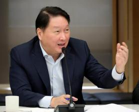 South Korea, lagging in AI, could become dependent on foreign tech, Chey warns