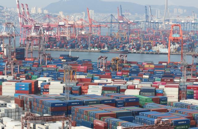 美国关税"多米诺效应" 超六成韩国制造业企业受冲击