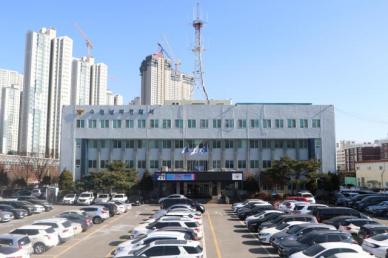 수원서 단둘이 살던 모녀, 오피스텔 앞에서 숨진 채 발견…추락 추정