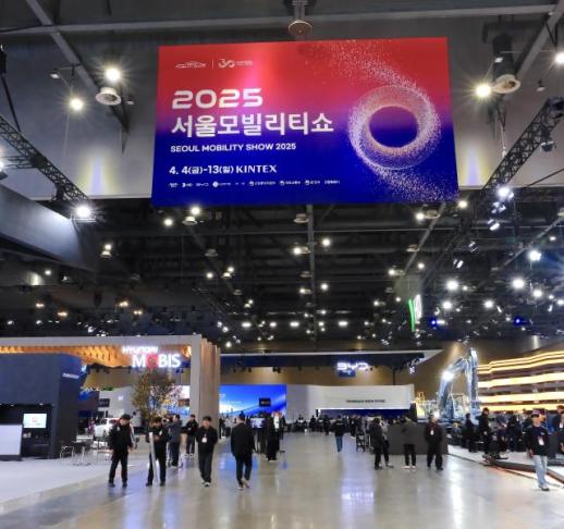 全球车企云集2025首尔移动出行展 比亚迪海豹引爆现场