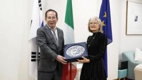 Italian Embassy partners with Korean fried chicken giant Kyochon for new Italy-inspired menu
