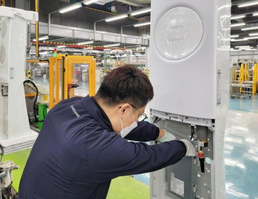 Trumps tariffs rattle Korean tech firms with global supply chains