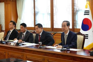한덕수 정국 혼란 속 北 도발에 빈틈없이 대응해야