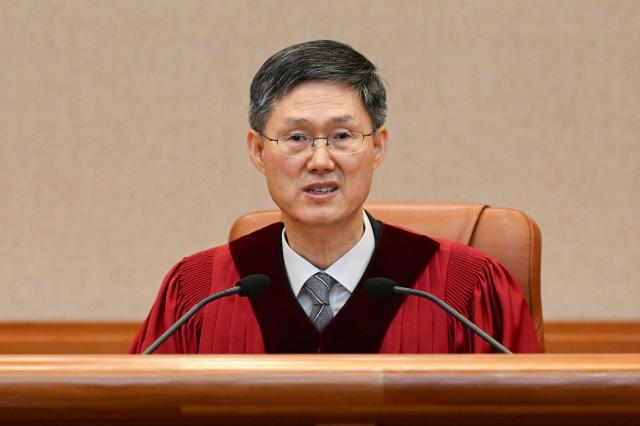 民调：超七成韩国人接受宪法法院判决罢免尹锡悦