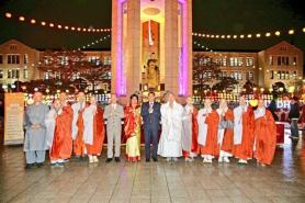 Indias ambassador joins lantern lighting in Seoul to mark Buddhas Birthday
