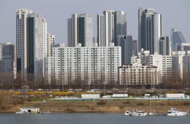 [토허제 확대 재지정 그후] 전문가들 토허제 집값 안정 효과 일시적...선호지역 집값 오를 것
