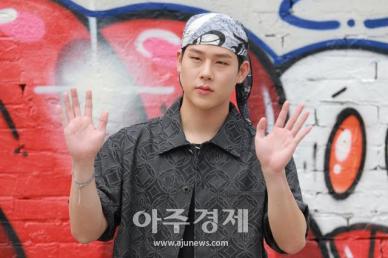 [포토] 몬스타엑스 주헌, 멋진 두건 패션