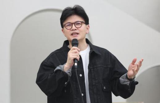 한동훈, 2030 겨냥 행보…"청년 LTV·취득세 폐지할 것"