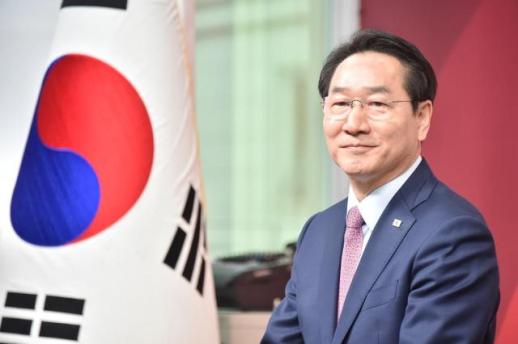 [로컬의정] 유정복 이재명 제압할 압도적 경쟁력 갖췄다