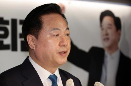 김두관, 대선 불출마 선언 후 캠프 해산 공식 발표(종합)