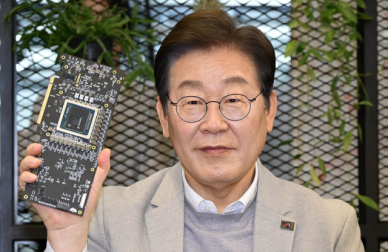 이재명 과학의날 페북 메시지에 공감...AI 스타트업, 보수 일변도에서 진보로