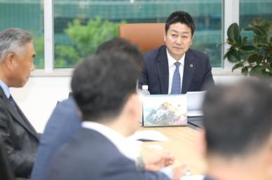 김진경 의장, 중소기업·소상공인 만나 현안 및 지원 방안 논의