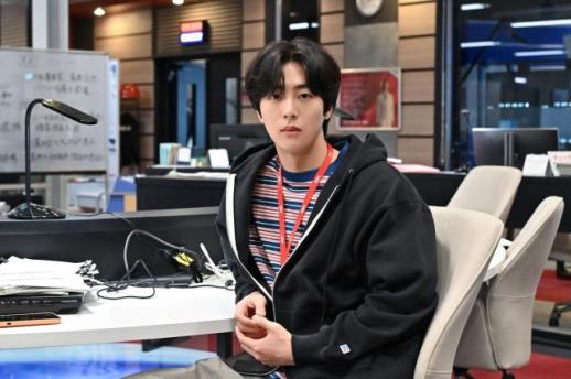 김무준 측 日 나가노 메이와 열애설? 친구 사이 일축