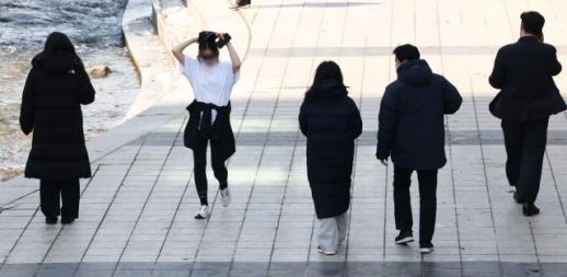 [내일날씨] 전국 대체로 맑고 강한 바람… 일교차 15도 안팎