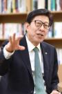 [인터뷰] 박형준 부산시장 서울 중심 체제 깨야 저출생·저성장 막는다