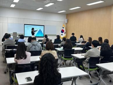 전북교육청, 미래형 학교도서관 조성에 박차