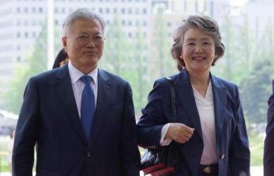 [포토] 국회 찾은 문재인 전 대통령